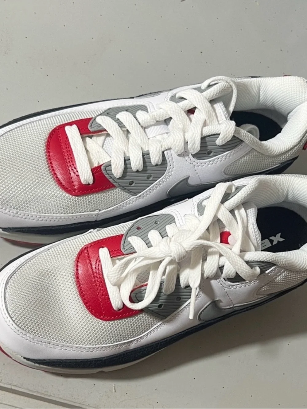Final Price Nike Sneakers in White, Black & Red